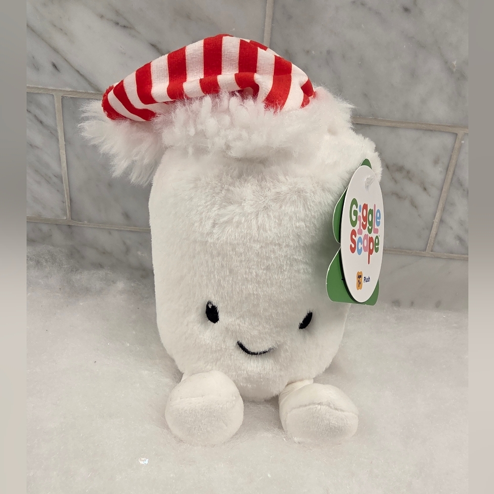 Marshmallow Plush Gigglescape 5.5" Christmas Stuffed Toy BRAND NEW NWT